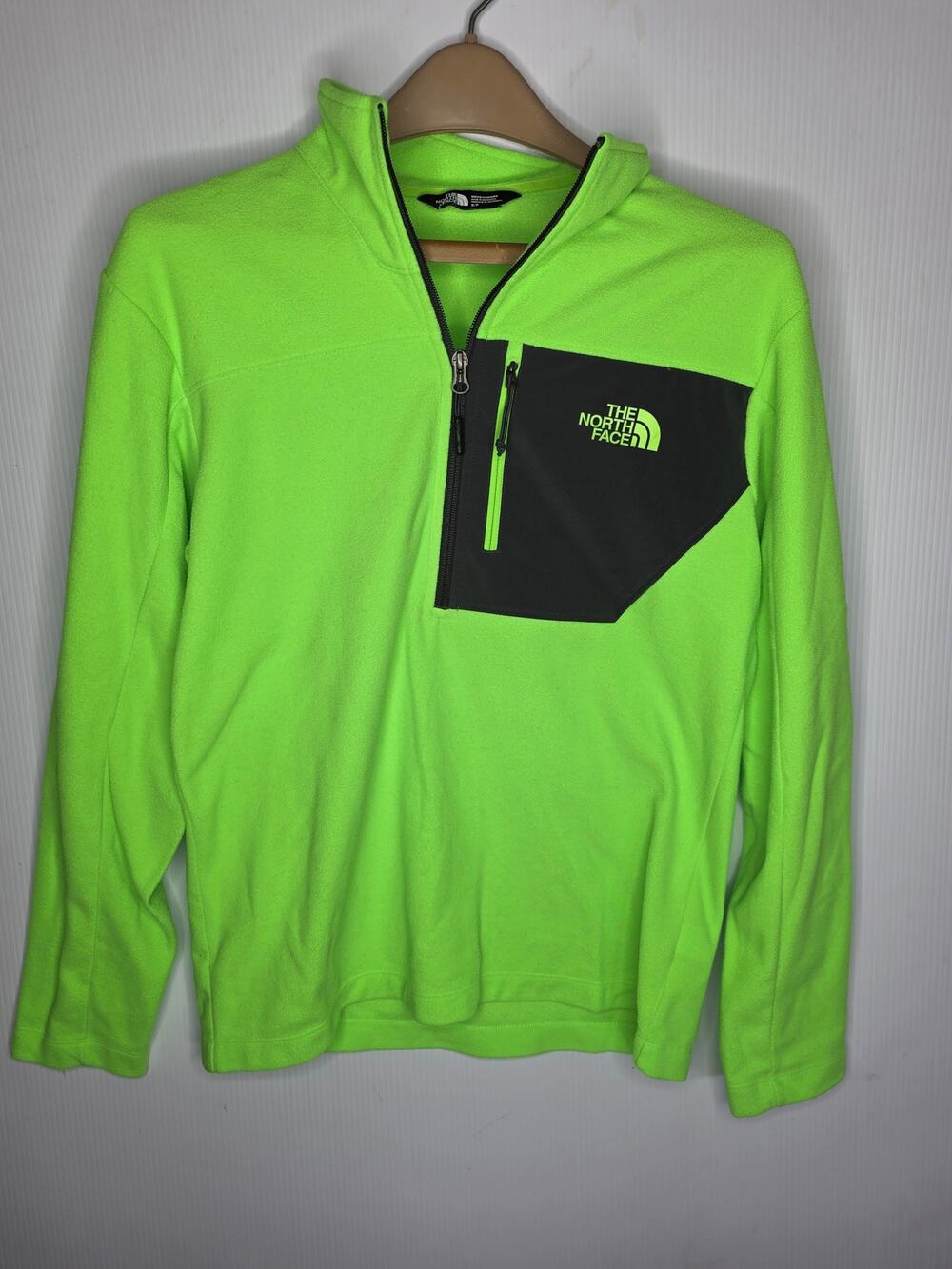 The North Face Quarter Zip Fleece Pullover Neon Green Men’s Small Outdoor Sport